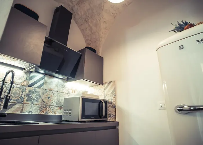 800s Luxury אוסטוני